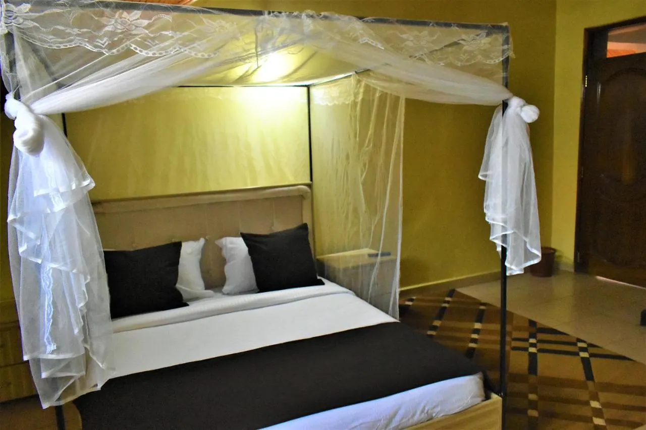 Beautiful Home Opposite Speke Resort Munyonyo Near Lake Victoria Kampala Villa